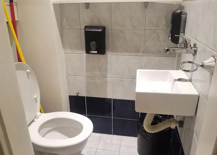 Two Bedroom Museum *